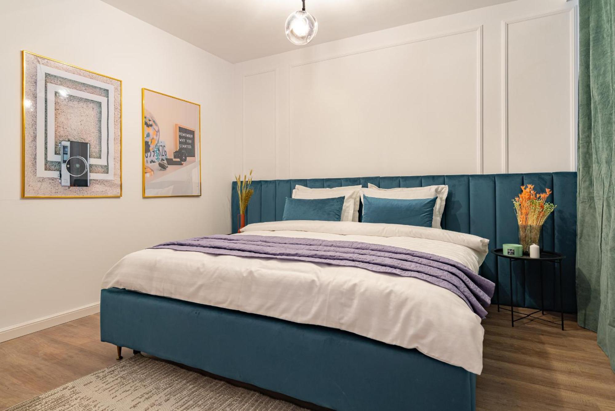 Apartment Sky-high: 15th Floor Modern In Doamna Ghica Area Bucharest