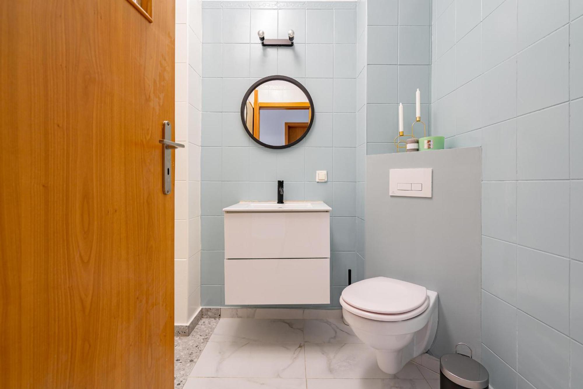 Sky-high: 15th Floor Modern In Doamna Ghica Area * Bucharest